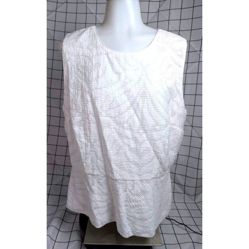 Liz Claiborne Peplum Blouse Women's XL White Burnout Jacquard Sleeveless Top